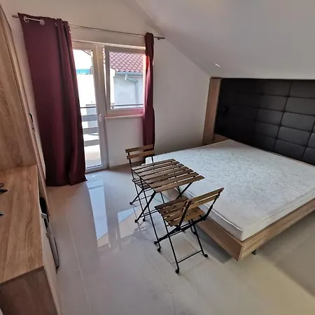 Elizabeta Deluxe Rooms Biograd Na Moru Exterior photo